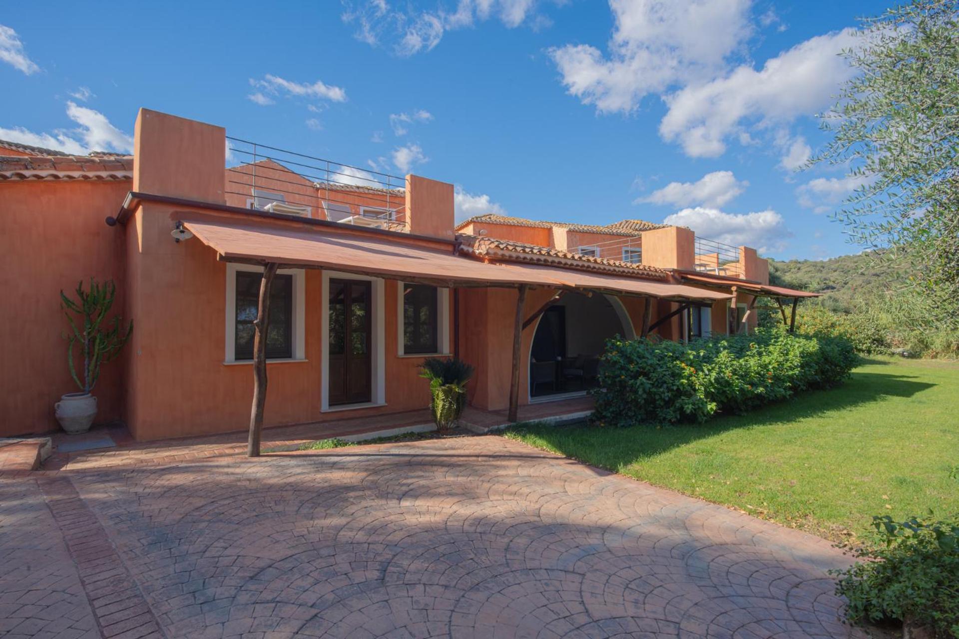 Felix Hotels - Galanias Hotel & Retreat Bari Sardo Exterior foto